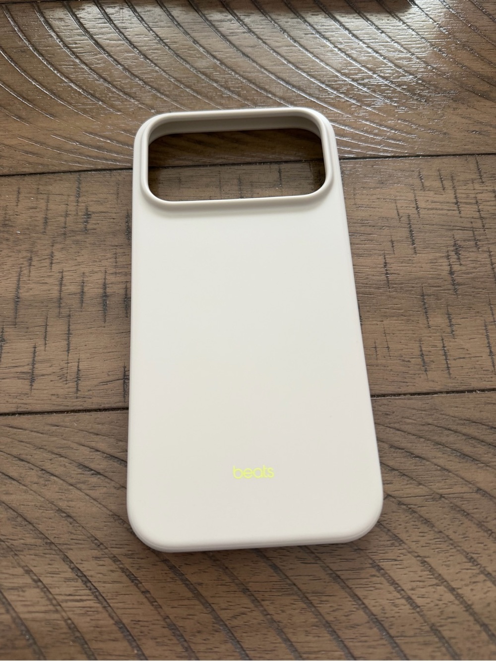 iPhone 17 Pro Max Beats Case